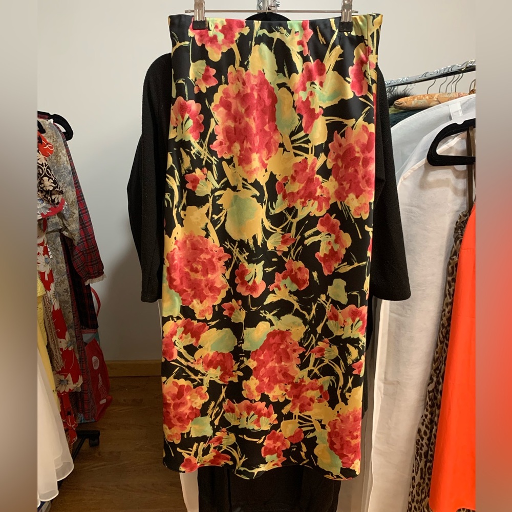 Lauren Ralph Lauren Silk Satin Charmeuse Floral Midi Skirt - Picture 6 of 7